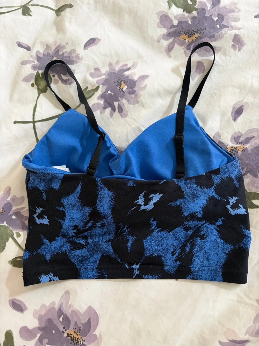 High-Waist Blue & Black Floral Leggings with Matching Crop Top